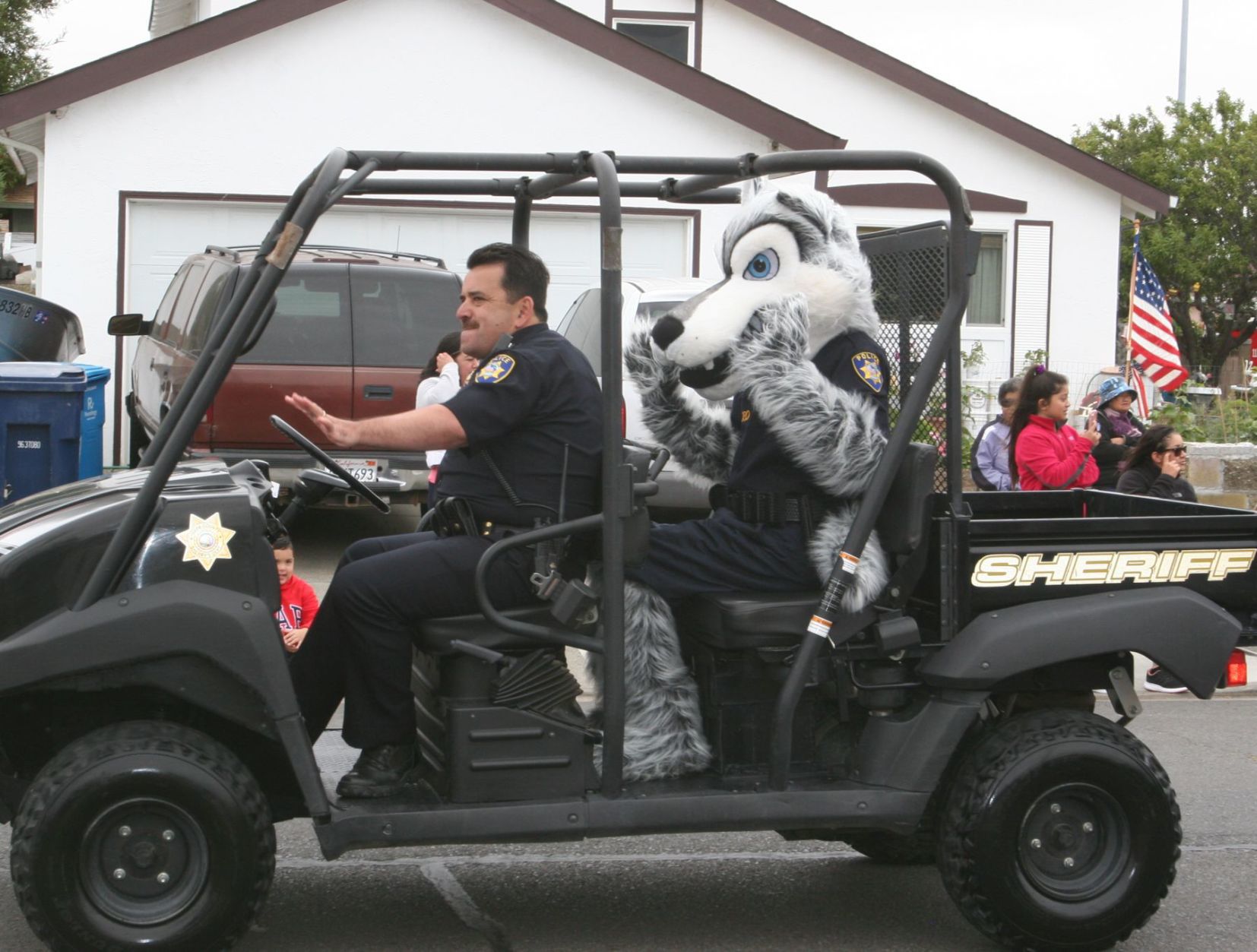 American Canyon Police introduce new mascot 'Lobo'